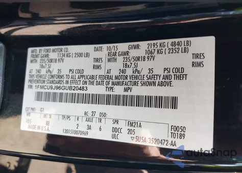 2016 Ford Escape Titanium z USA, uszkodzony, nr VIN 1FMCU9J96GUB20483